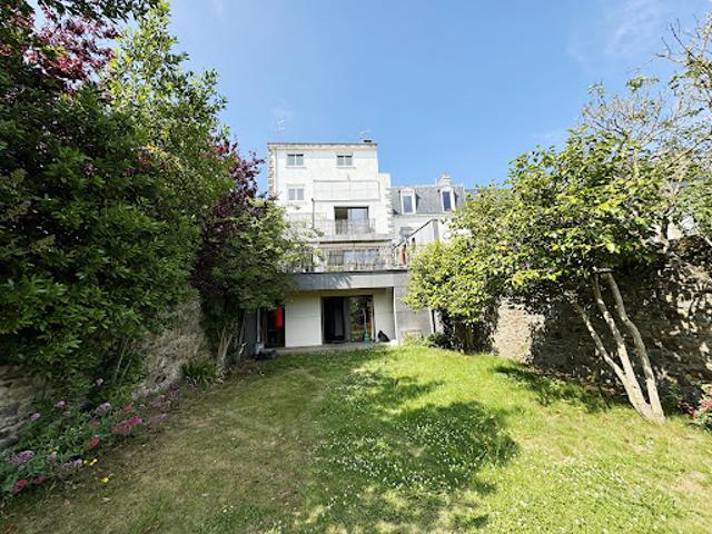 Maison avec terrasse