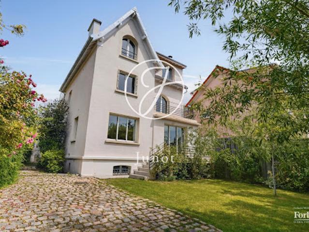 Maison avec terrasse