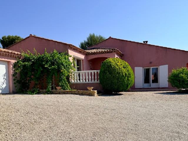 Maison avec piscine et terrasse