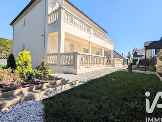Maison avec terrasse
