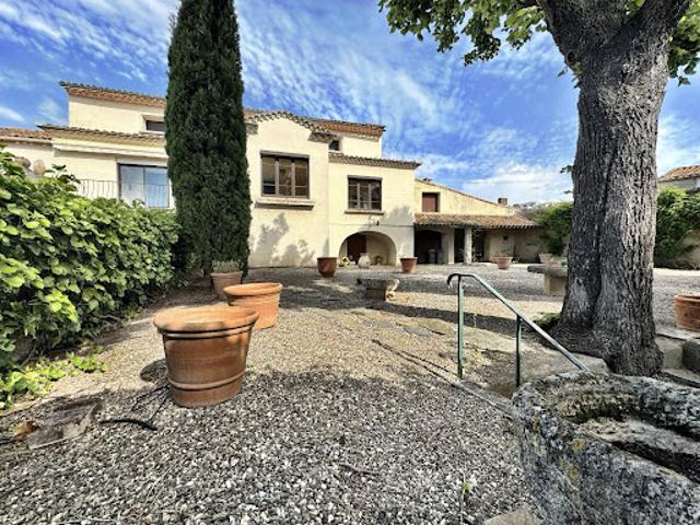 Maison avec terrasse