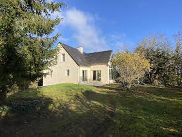 Maison avec jardin et terrasse