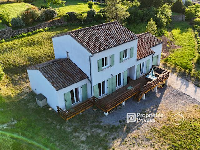Maison avec terrasse
