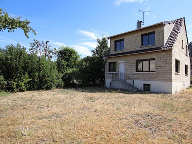 Maison avec jardin et terrasse