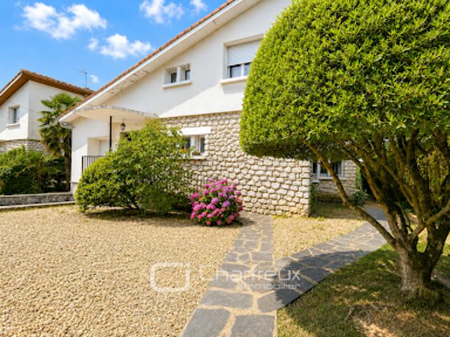 Maison avec terrasse