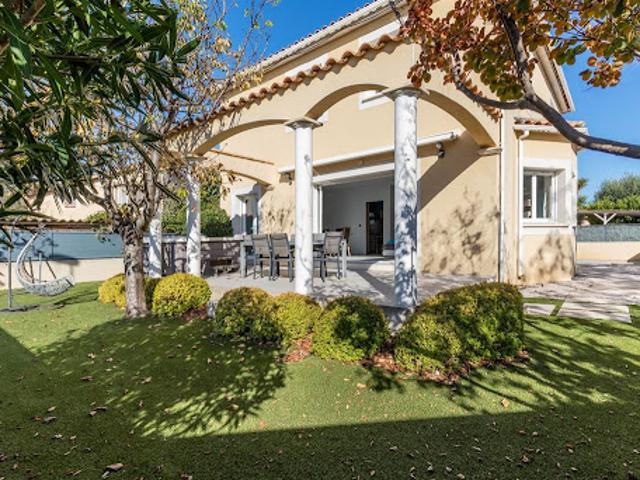 Maison avec terrasse