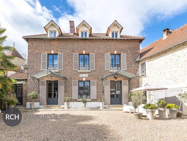 Maison avec terrasse