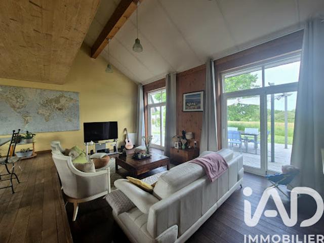 Maison avec terrasse