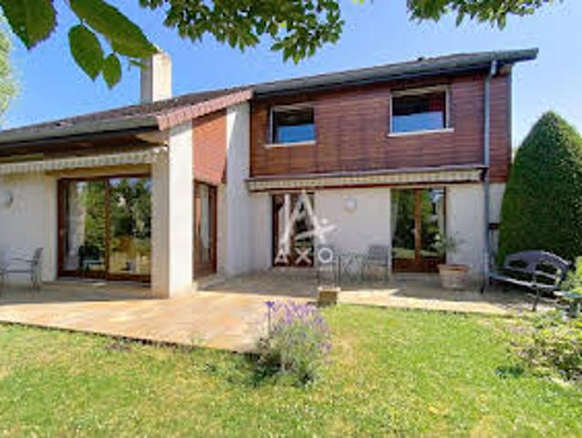 Maison avec terrasse