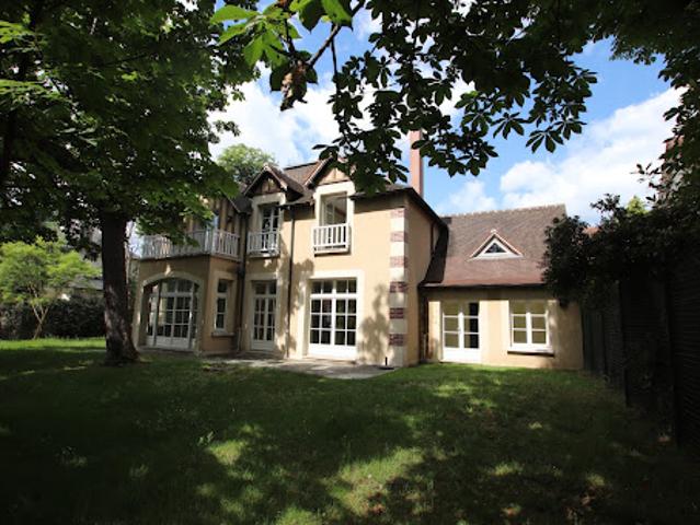 Maison avec terrasse