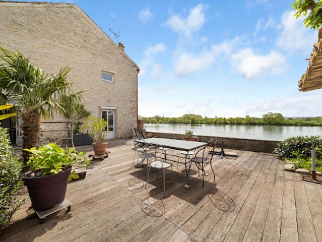 Maison avec terrasse