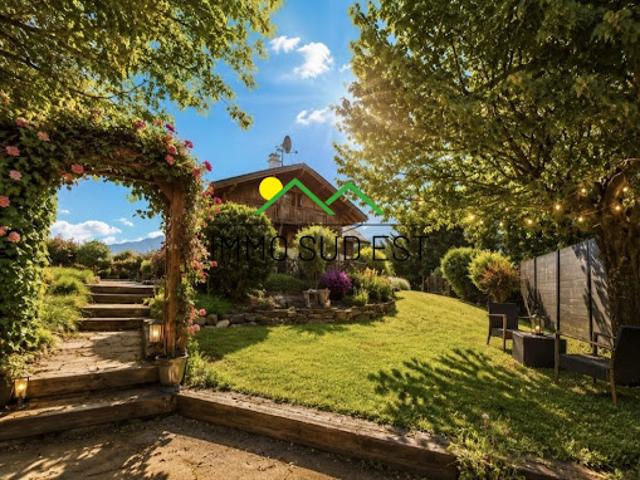 Maison avec jardin et terrasse