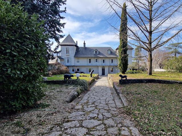 Maison avec terrasse
