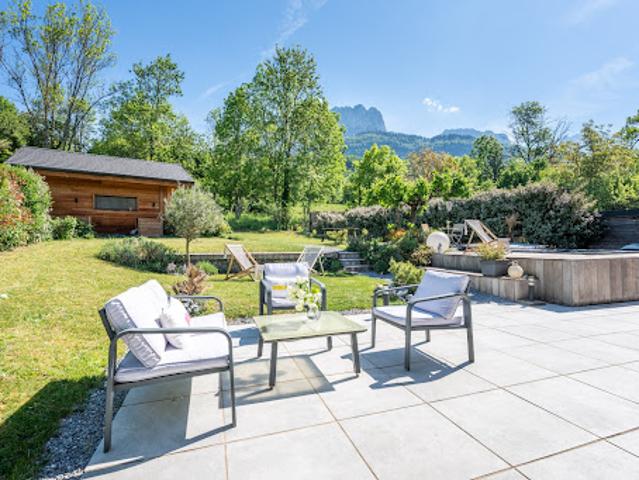 Maison avec terrasse