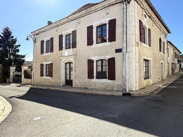 Maison avec jardin et terrasse