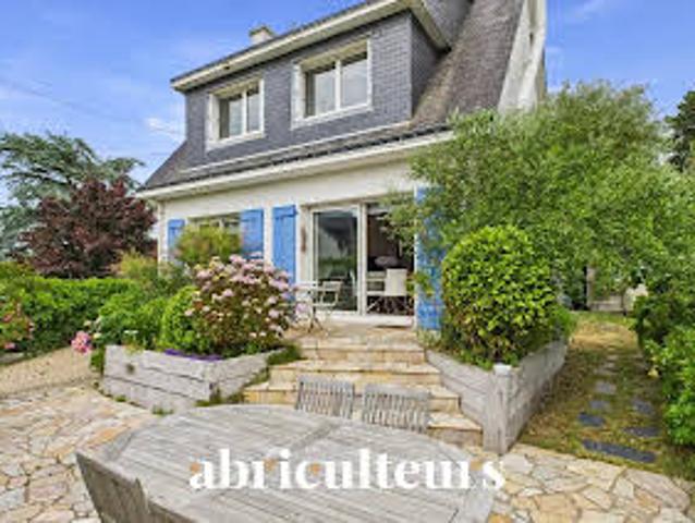 Maison avec terrasse