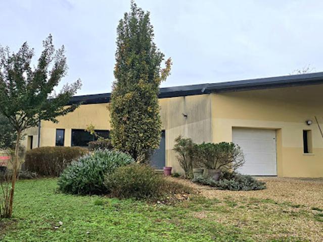 Maison avec terrasse