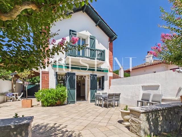 Maison avec terrasse