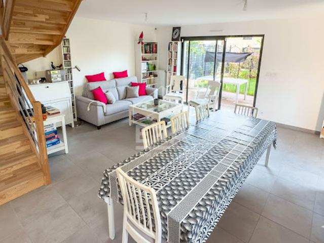Maison avec terrasse