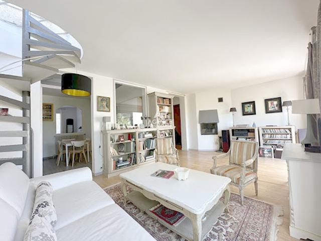 Maison avec terrasse