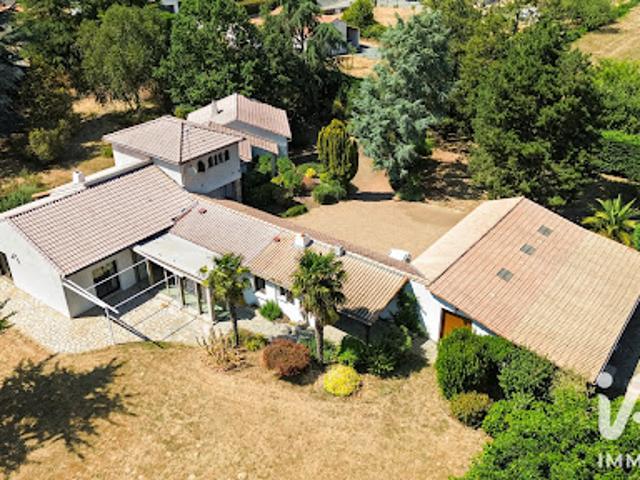 Maison avec terrasse