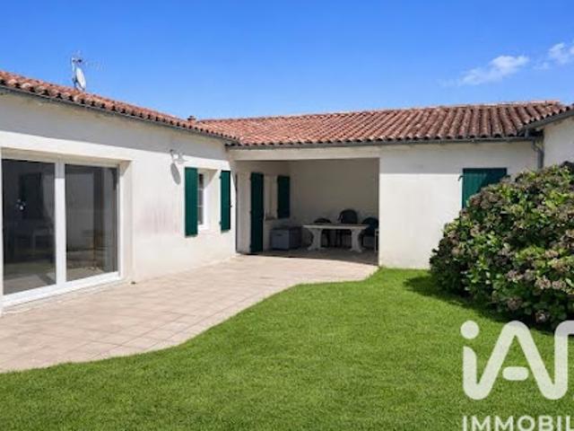 Maison avec terrasse