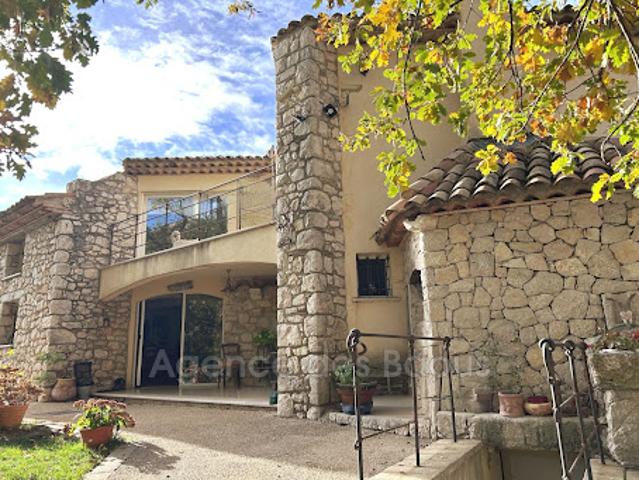 Maison avec terrasse