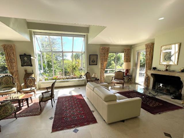 Maison avec terrasse
