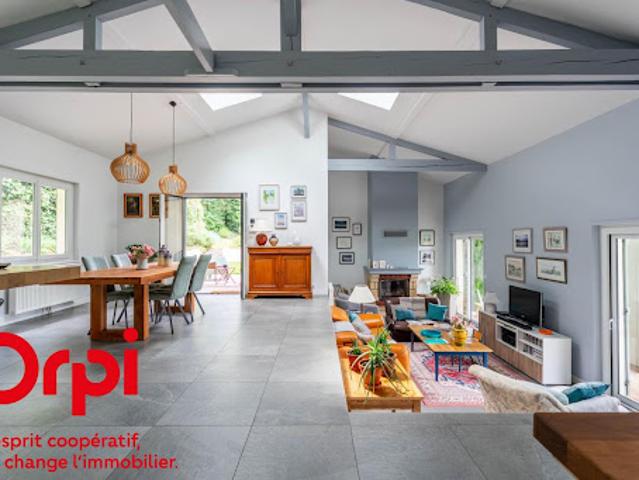 Maison avec terrasse
