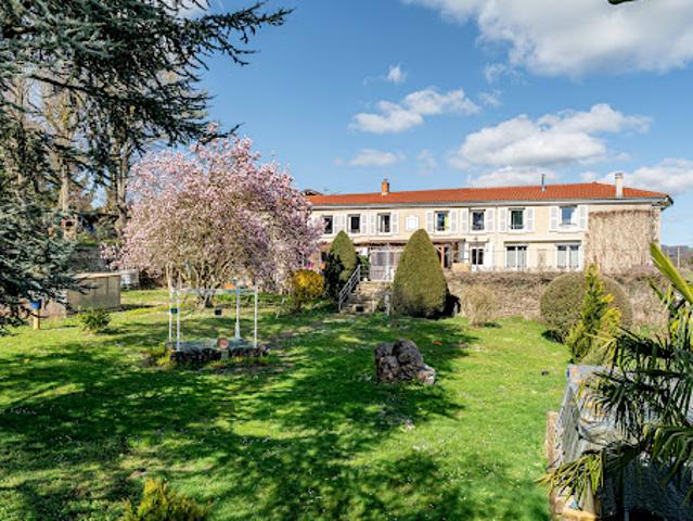 Maison avec terrasse