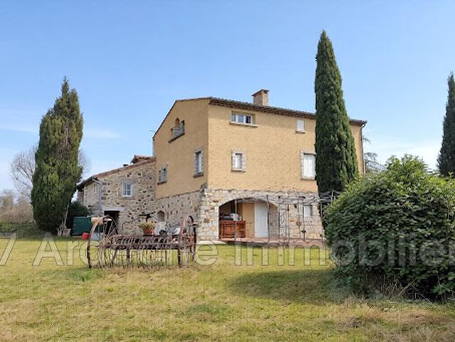 Maison avec terrasse