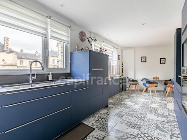 Maison avec terrasse