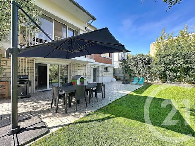 Maison avec terrasse