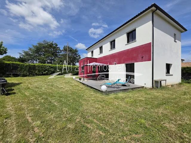 Maison avec terrasse
