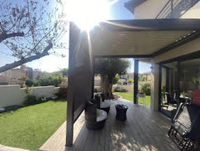 Maison avec terrasse