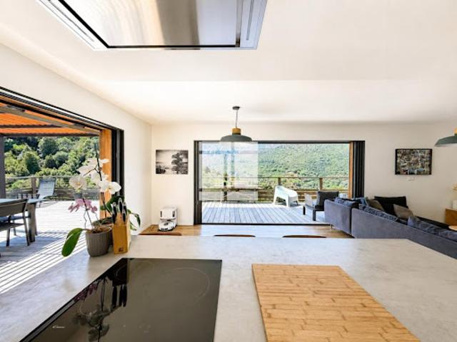 Maison avec terrasse