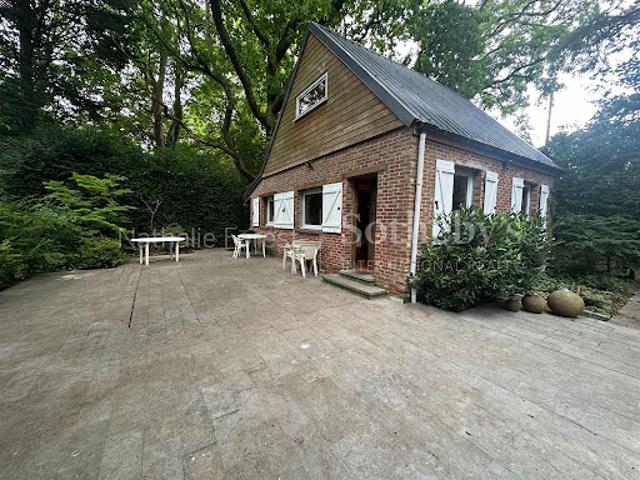 Maison avec jardin et terrasse