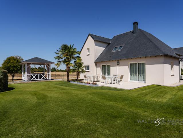 Maison avec jardin et terrasse