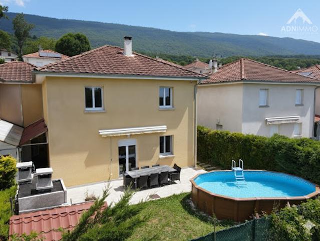 Maison avec terrasse