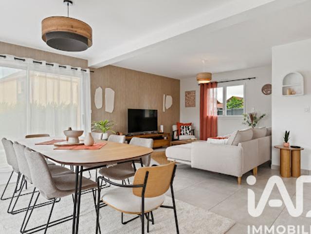 Maison avec terrasse