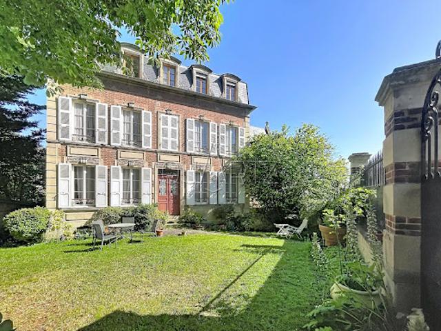 Maison avec terrasse