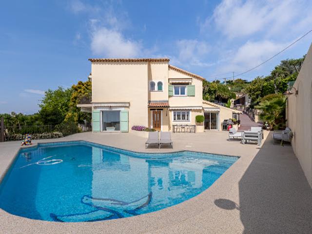 Maison avec terrasse
