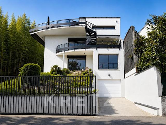 Maison avec terrasse