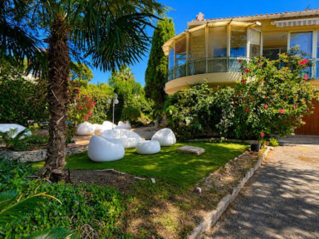 Maison avec terrasse