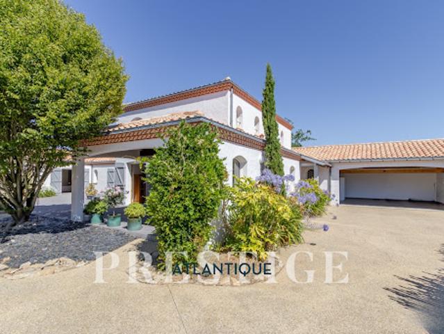 Maison avec terrasse