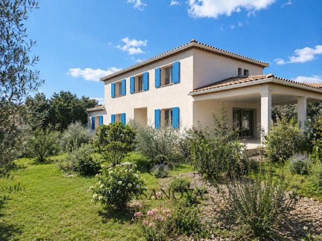 Maison avec terrasse