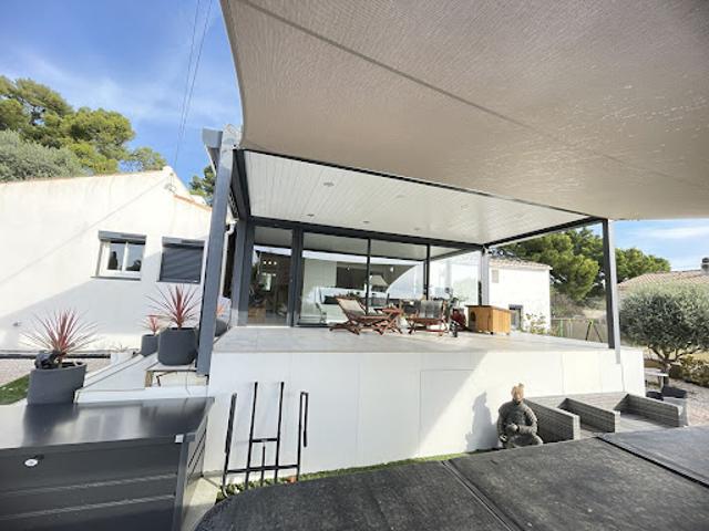 Maison avec terrasse