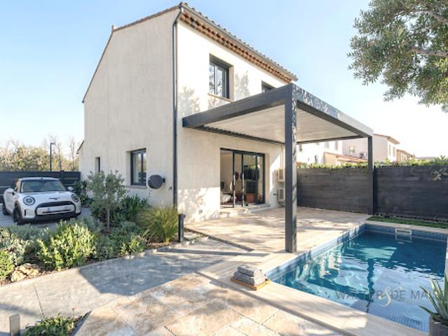 Maison avec jardin et terrasse