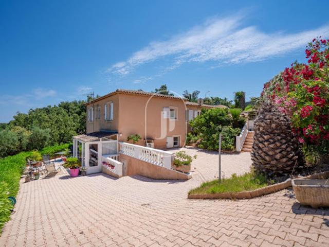 Maison avec terrasse