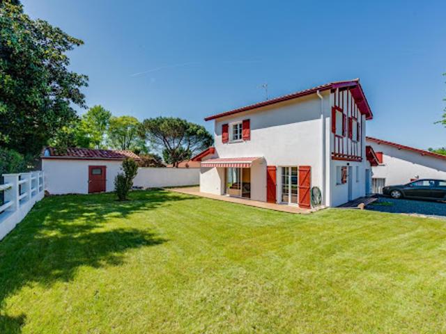 Maison avec terrasse